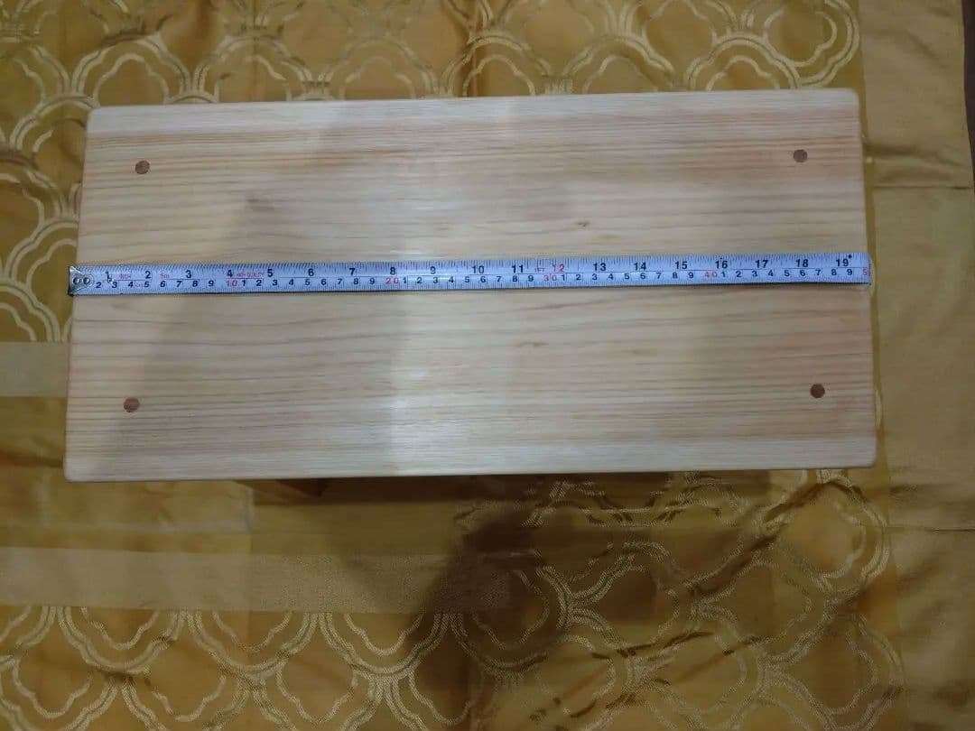 檜の椅子(82）値下げ❕座面に節がなく広くて大変座りやすい❕座面等つるつる仕上げ