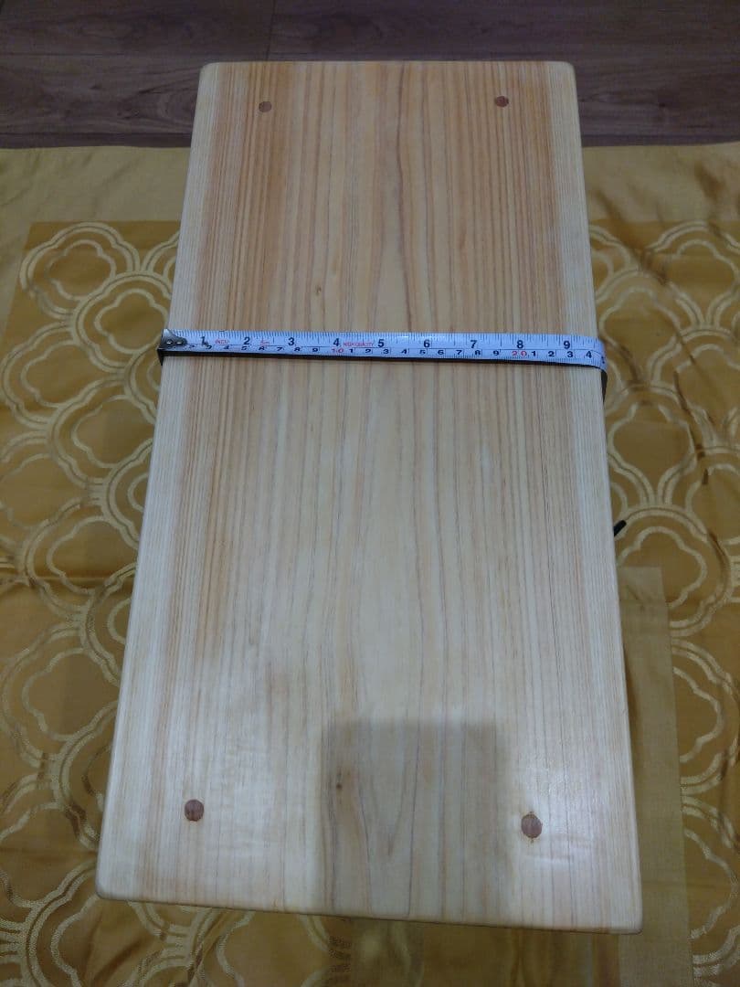 檜の椅子(82）値下げ❕座面に節がなく広くて大変座りやすい❕座面等つるつる仕上げ