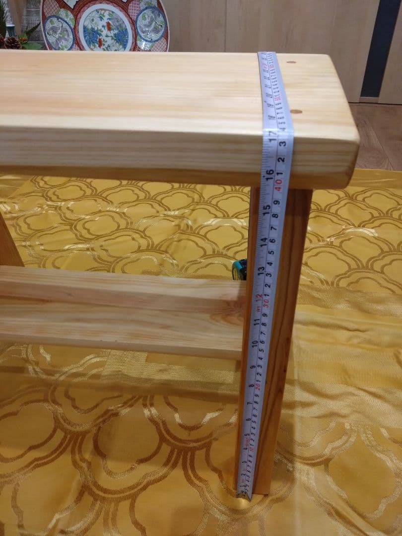 檜の椅子(82）値下げ❕座面に節がなく広くて大変座りやすい❕座面等つるつる仕上げ