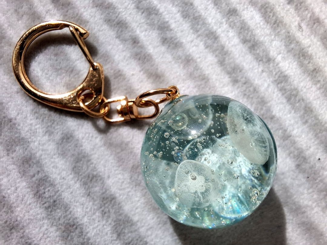 レジンアート☆アクアリウムオブジェ　クラゲ　スクエア特大　ハンドメイド