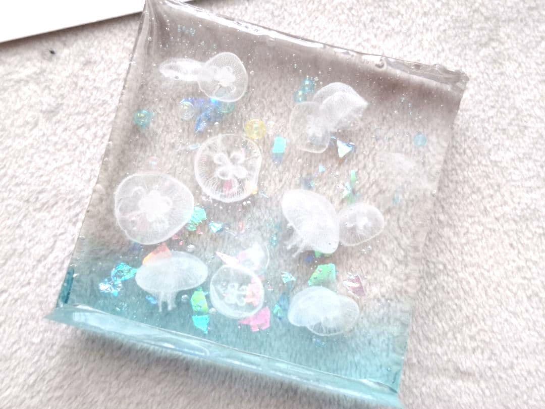 レジンアート☆アクアリウムオブジェ　クラゲ　スクエア特大　ハンドメイド