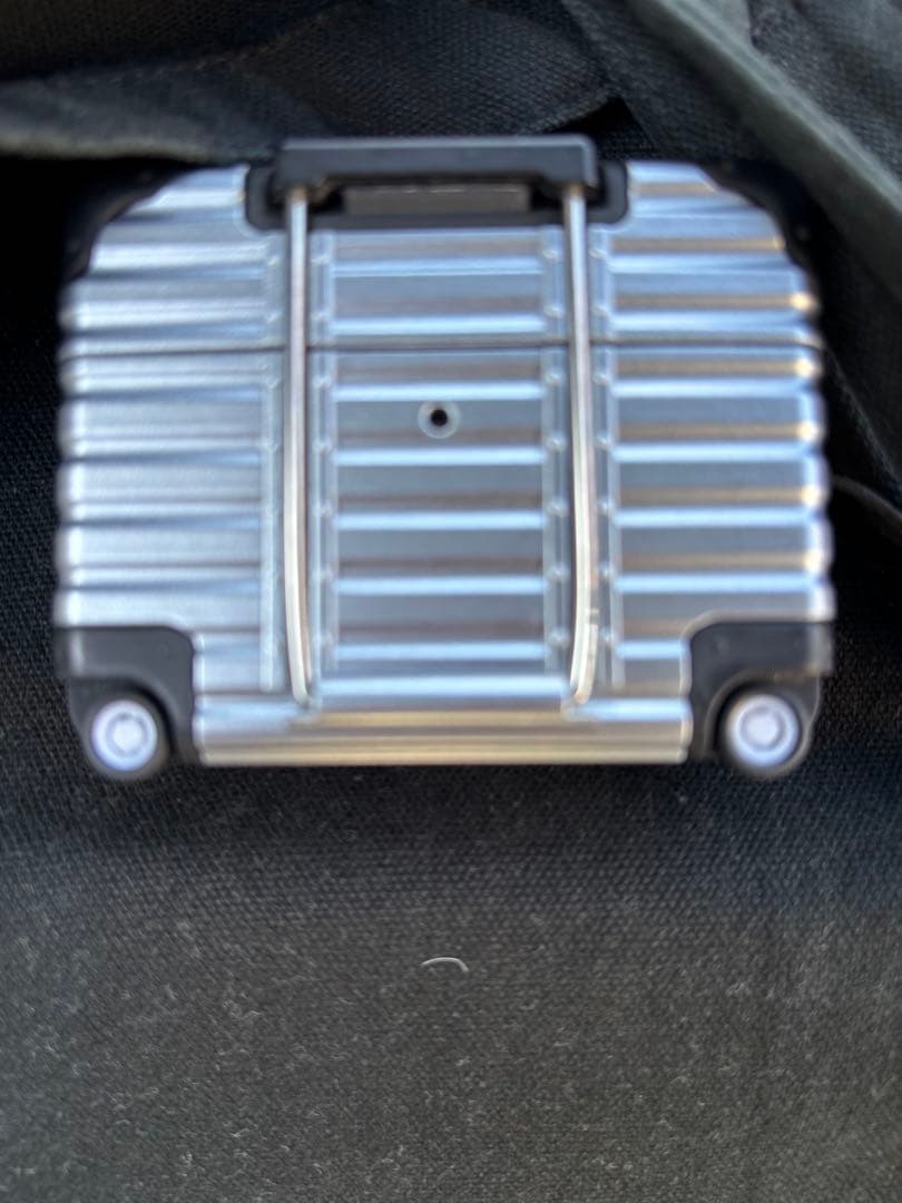 Apple AirPods Pro3 外付けケース付き