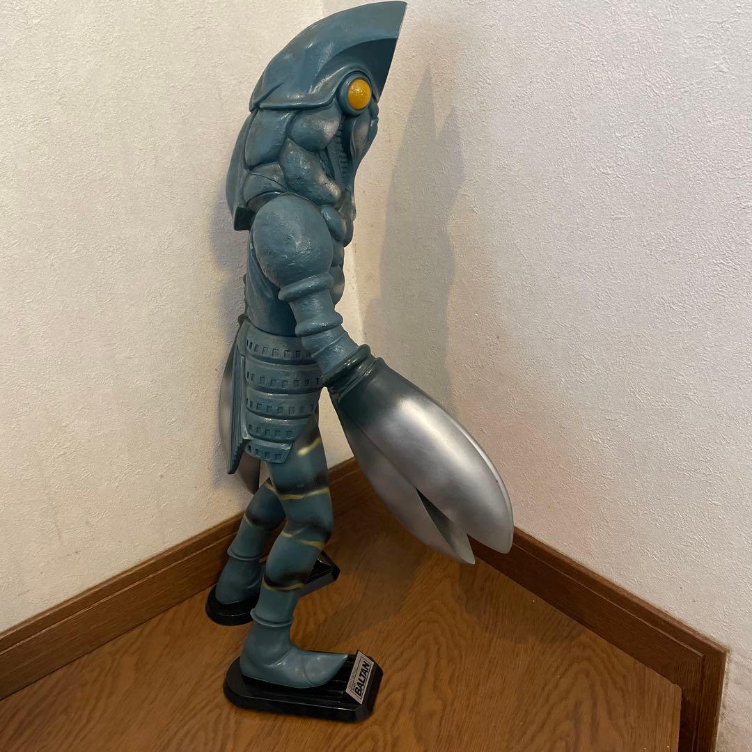 特大　バルタン星人　ソフビ フィギュア台座付き　円谷プロ 希少63㎝
