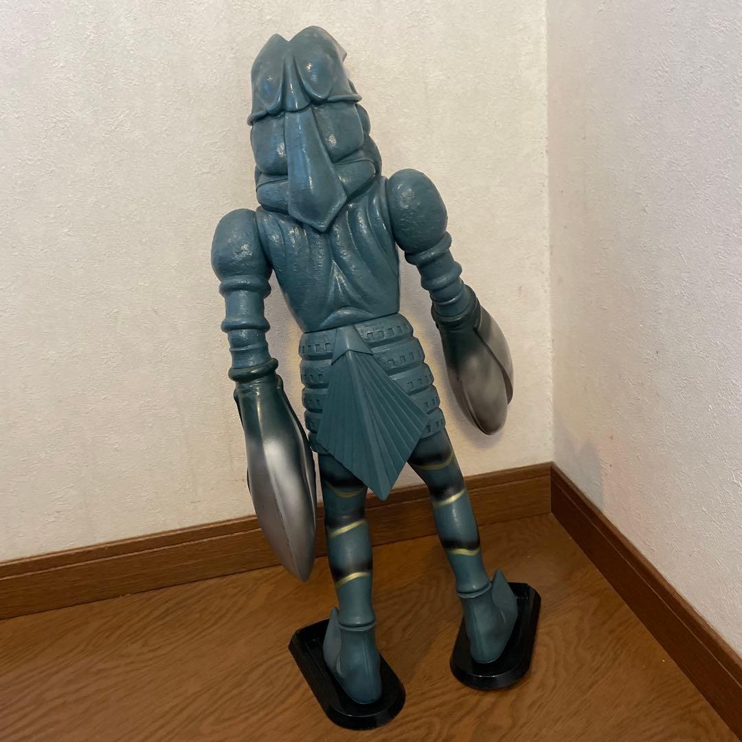 特大　バルタン星人　ソフビ フィギュア台座付き　円谷プロ 希少63㎝