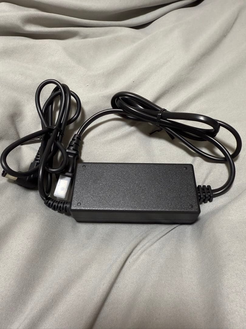 docomo HR02 5Gルーター ダークグレー