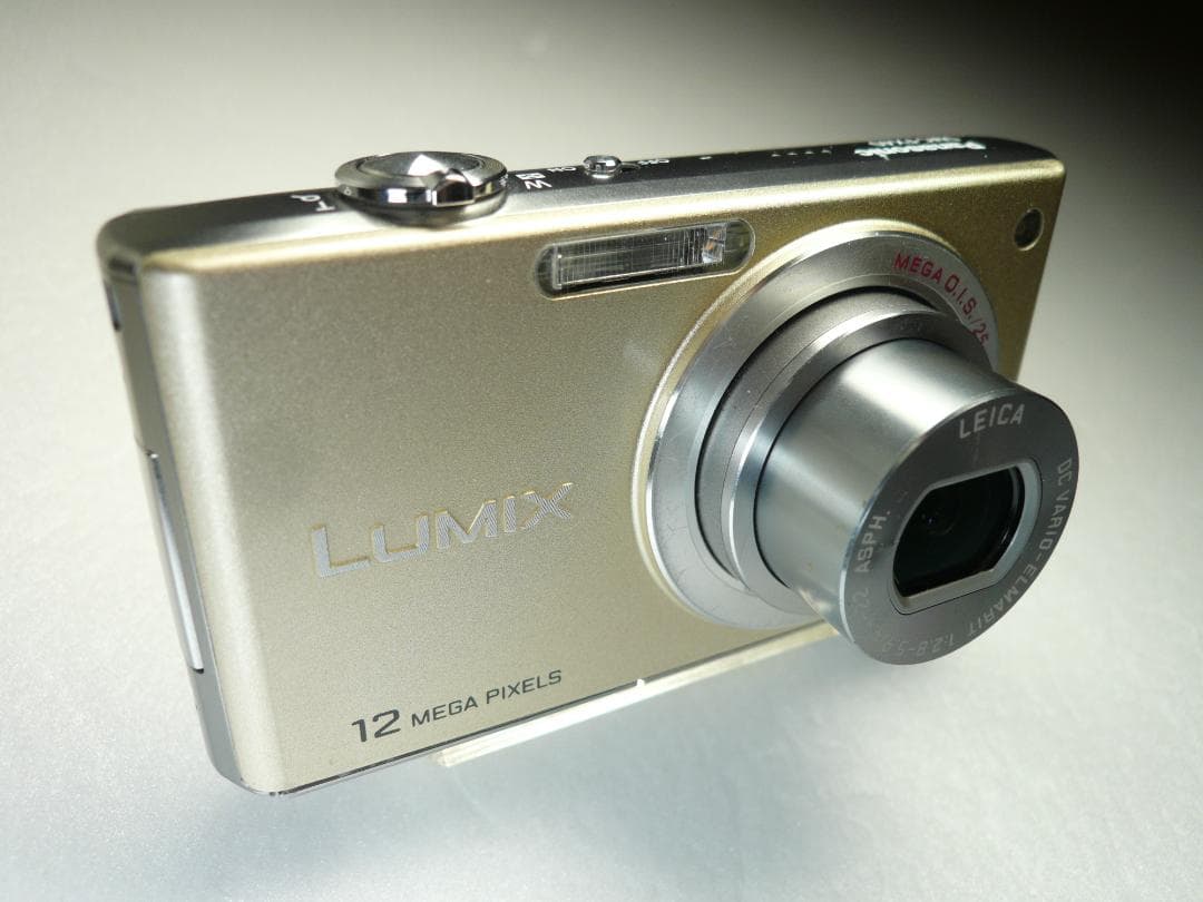 LUMIX★DMC-FX40⚠️必読有⭕️箱入完品⭕️安心の実働品★ゴールド