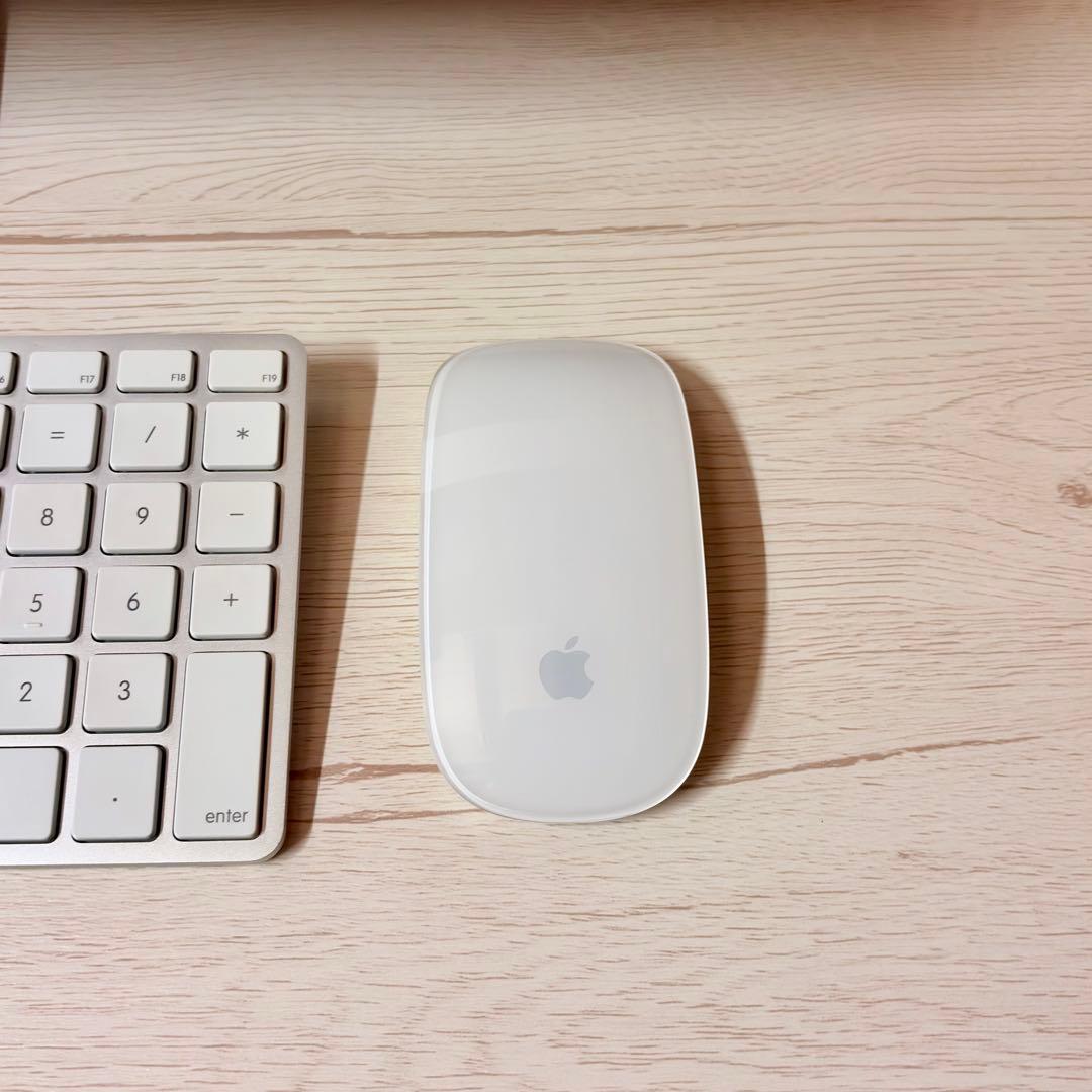 iMac 21.5インチ 2017 Core i5 / 8GB 1TB 付属品付