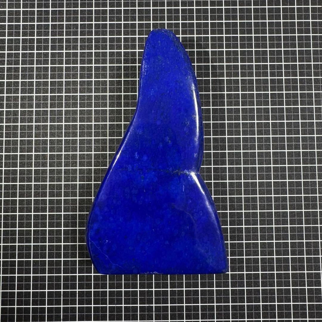 ☆ラピスラズリ☆5A☆引寄せ☆約592g☆アフガニスタン産☆天然無着色☆磨き原石