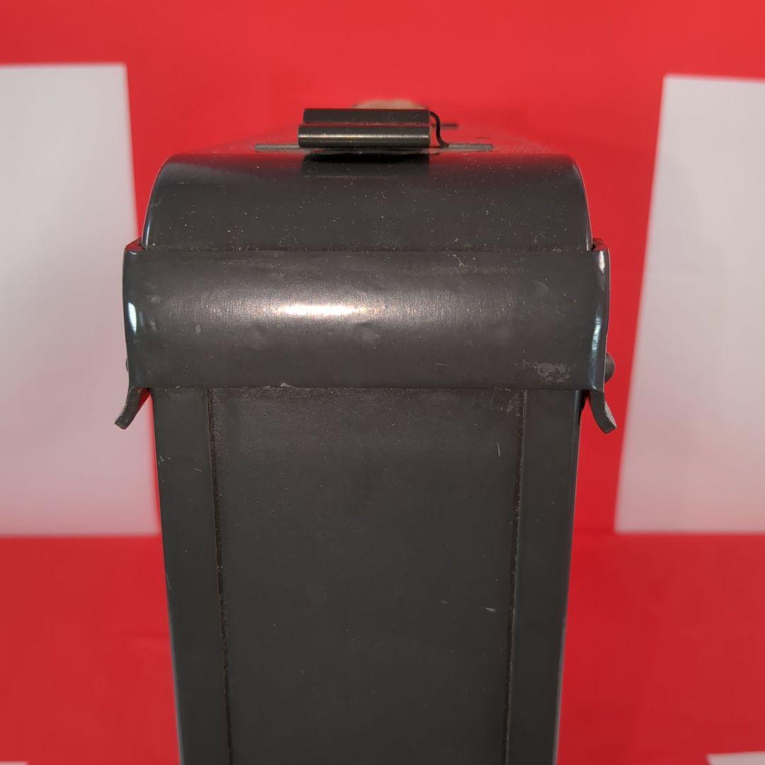 チェコスロバキア軍の汎用機関銃UK vz. 59（Uk Vz.59）用の弾薬箱