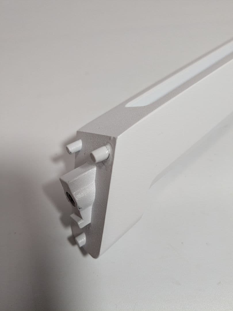 【訳あり美品】Pixio ゲーミングモニターPX27U Wave White