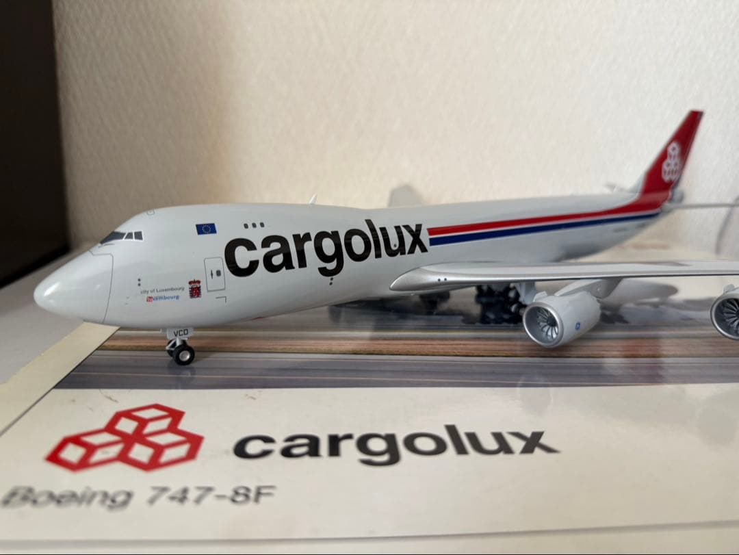 航空機・ヘリコプター herpa cargolux Boeing 747-8F 1/200