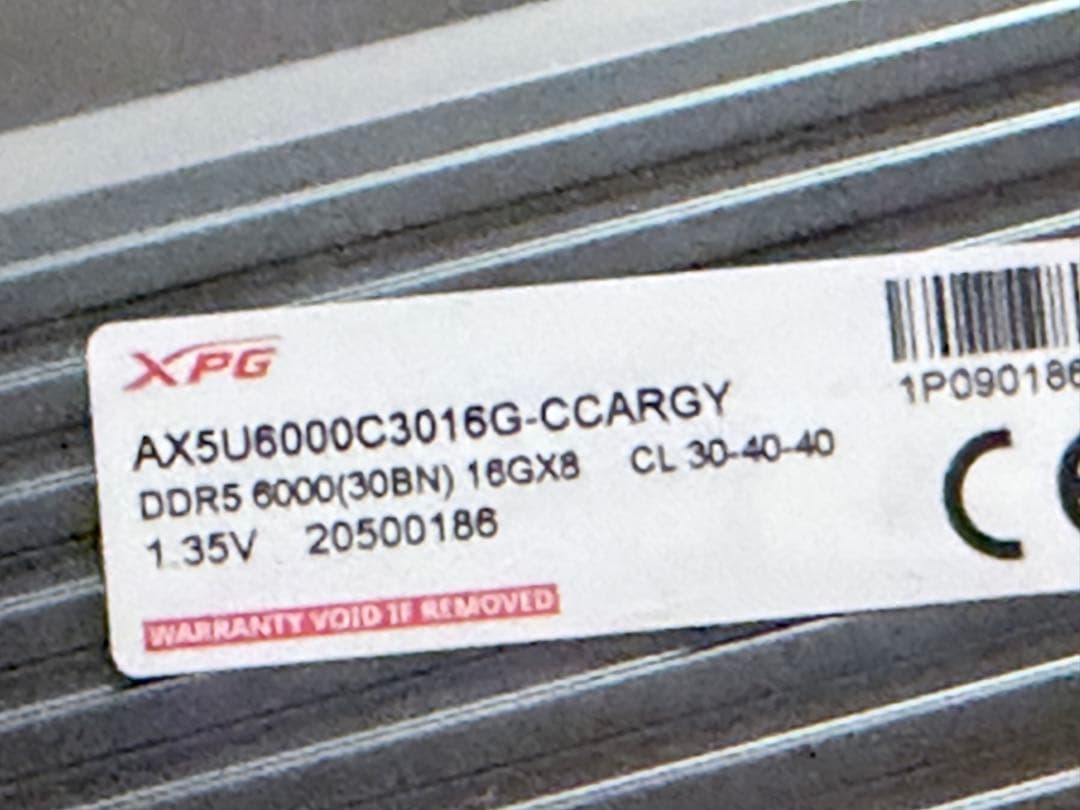 メモリー XPG AX5U6000C3016G-CCARGY 16GB DDR5