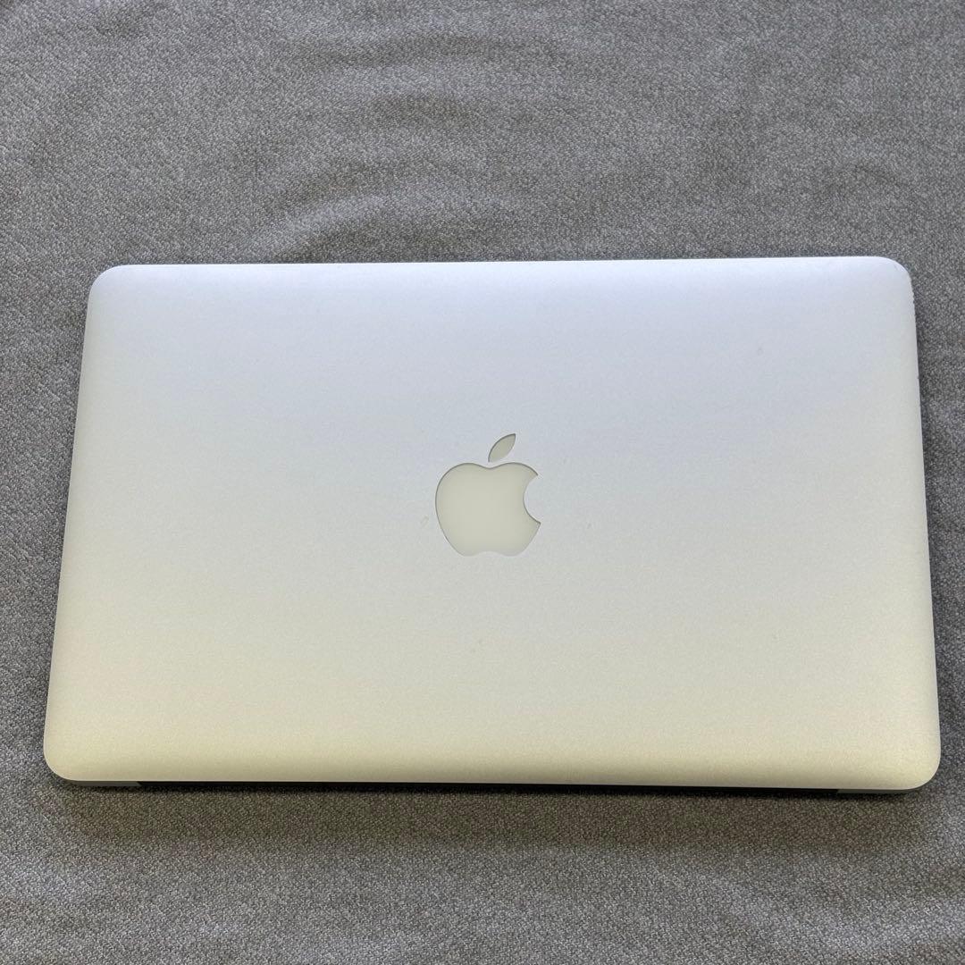 MacBook Air 11インチ （Mid 2013）4GBメモリー i5