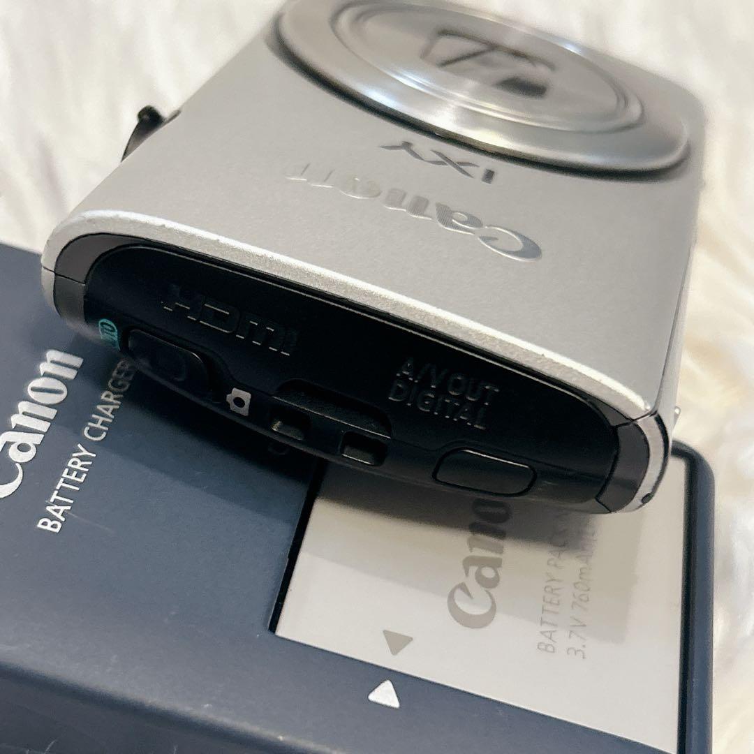 Canon IXY 600F デジカメ 充電器 バッテリー 液晶キズなし