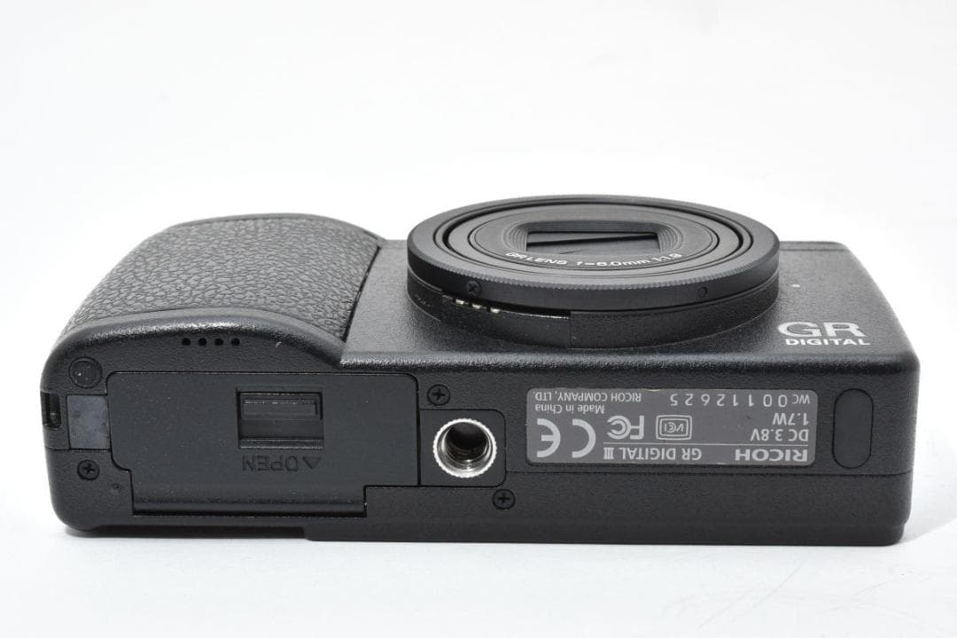 Ricoh リコー GR Digital III 3 コンパクト デジタルカメラ
