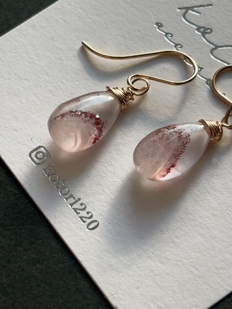 専用レッドファントムクォーツピアス A1