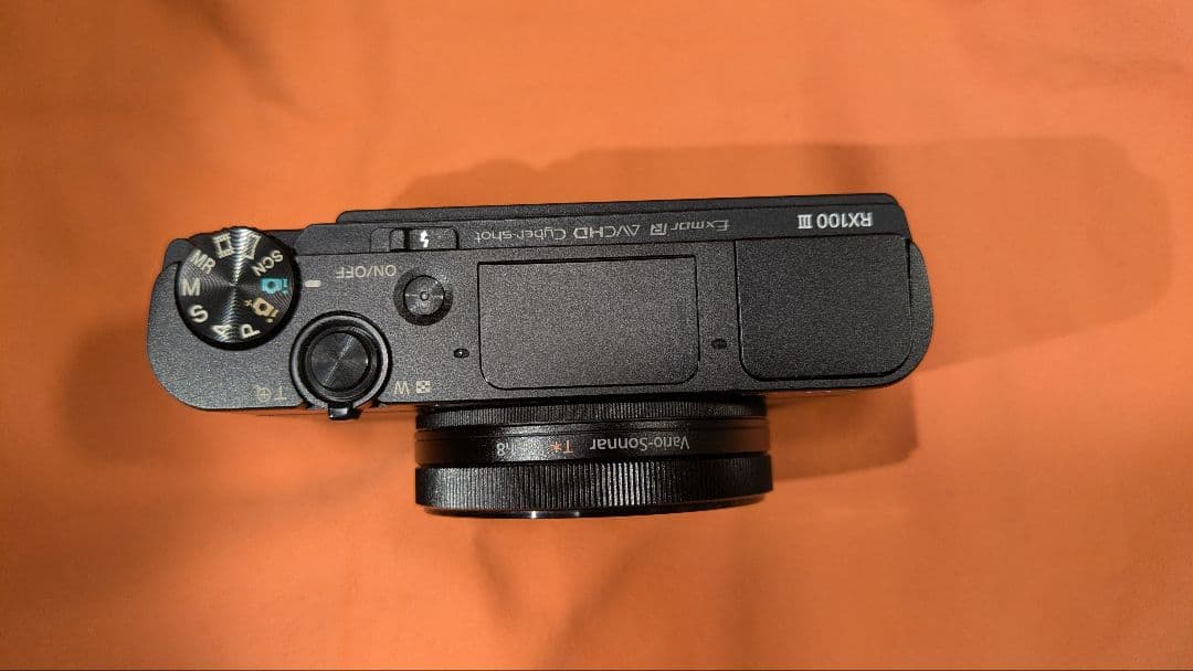 SONY RX100 III コンパクトデジタルカメラ　海外モデル