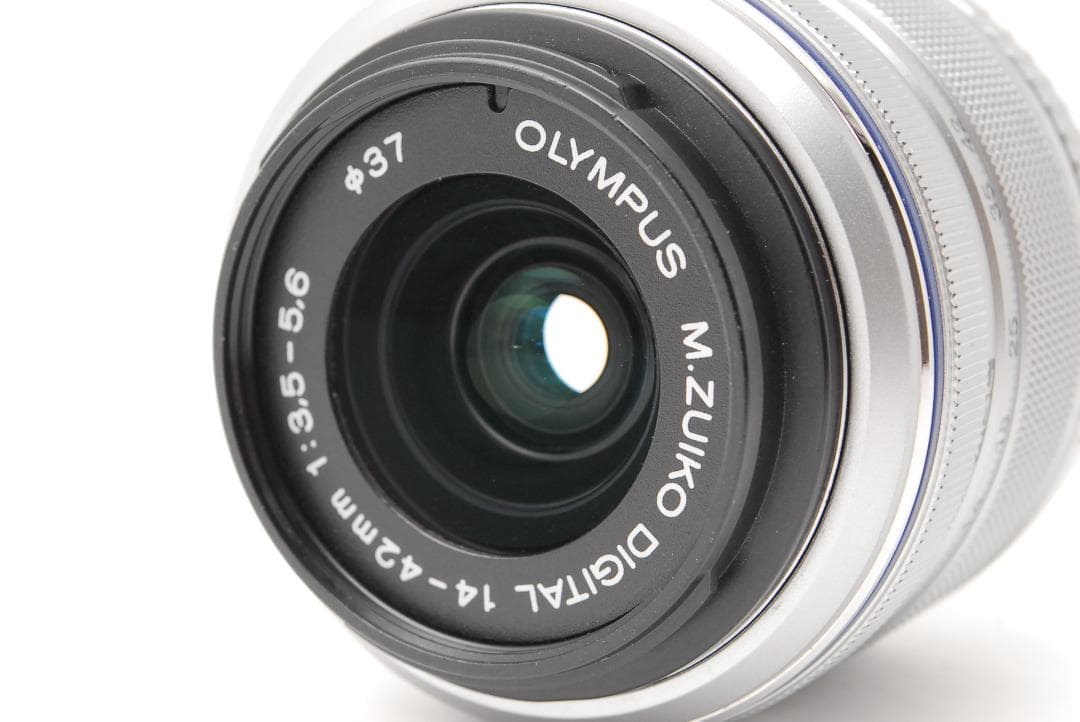 【ショット数７８３枚　箱・付属品・フラッシュ付　美品】OLYMPUS E-PL3