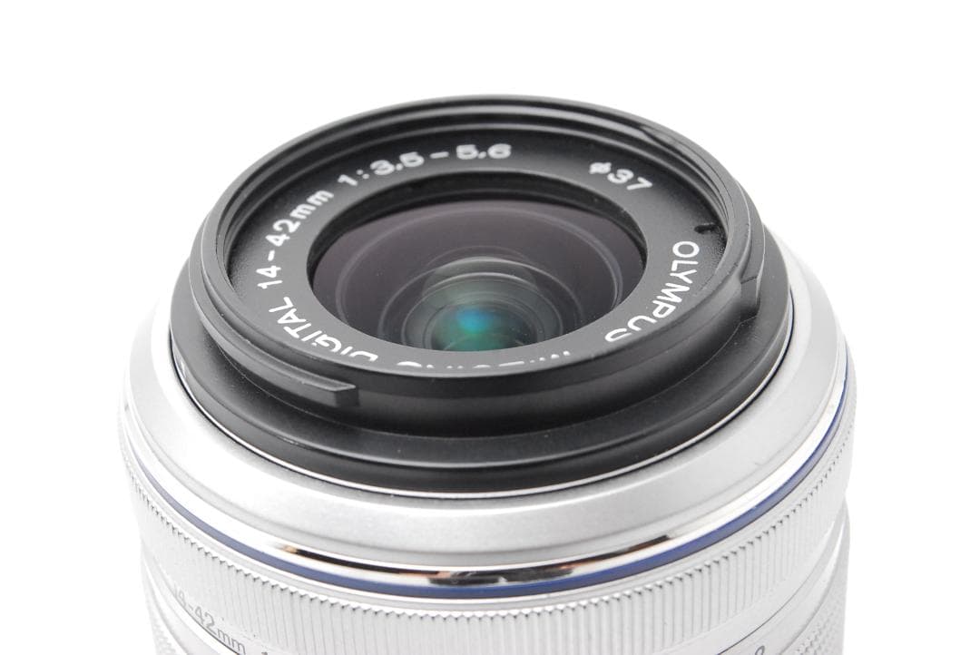 【ショット数７８３枚　箱・付属品・フラッシュ付　美品】OLYMPUS E-PL3