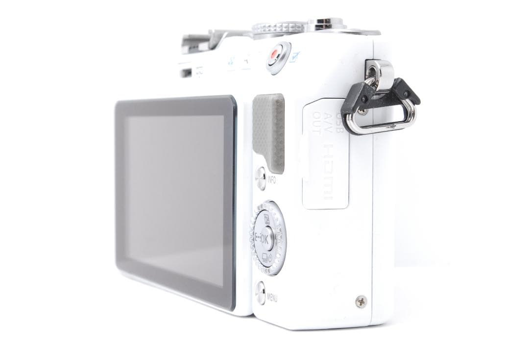 【ショット数７８３枚　箱・付属品・フラッシュ付　美品】OLYMPUS E-PL3