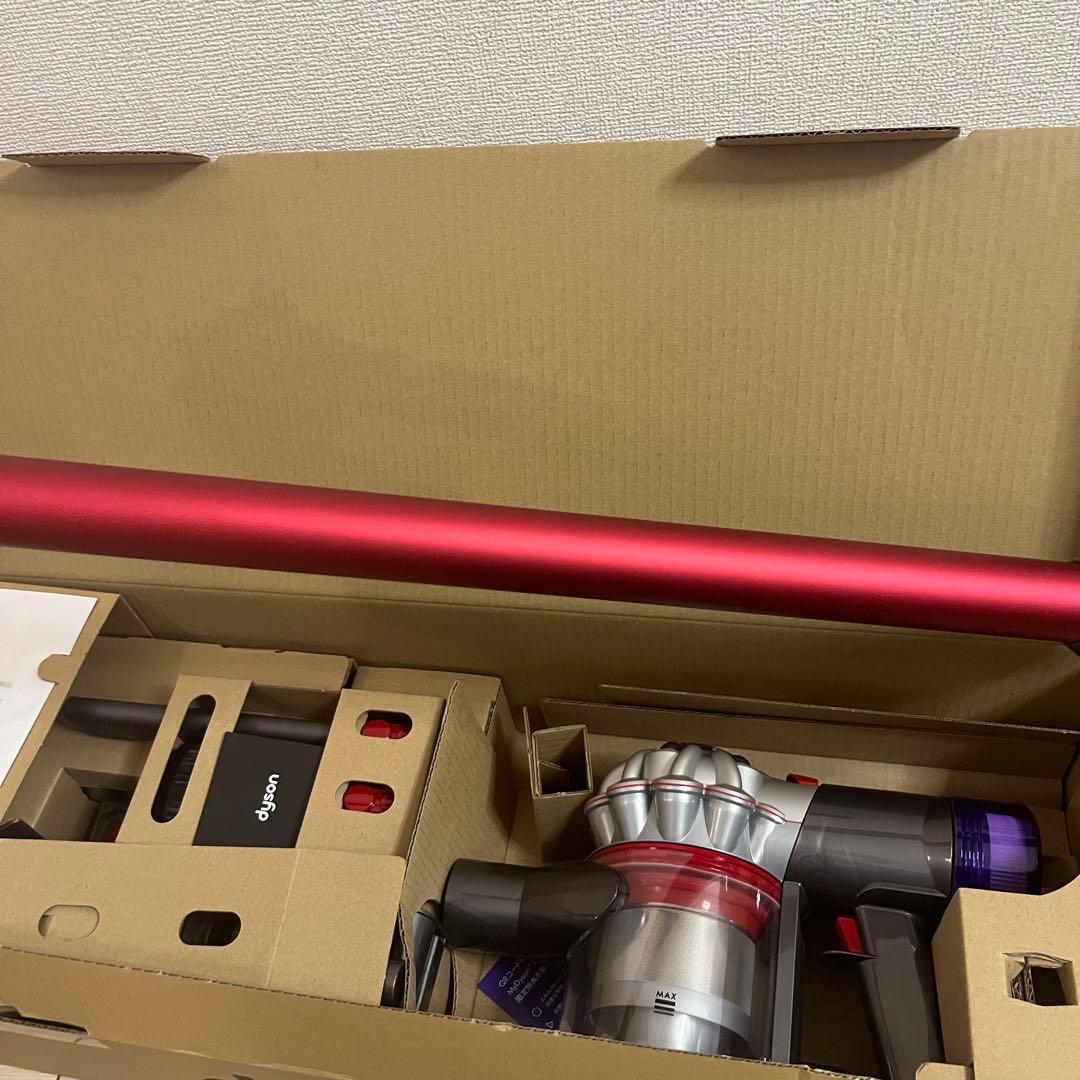 ✨ほぼ新品✨DysonV8 OriginコードレスクリーナーSV25 RD2