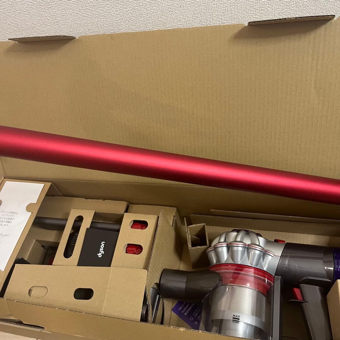 ✨ほぼ新品✨DysonV8 OriginコードレスクリーナーSV25 RD2