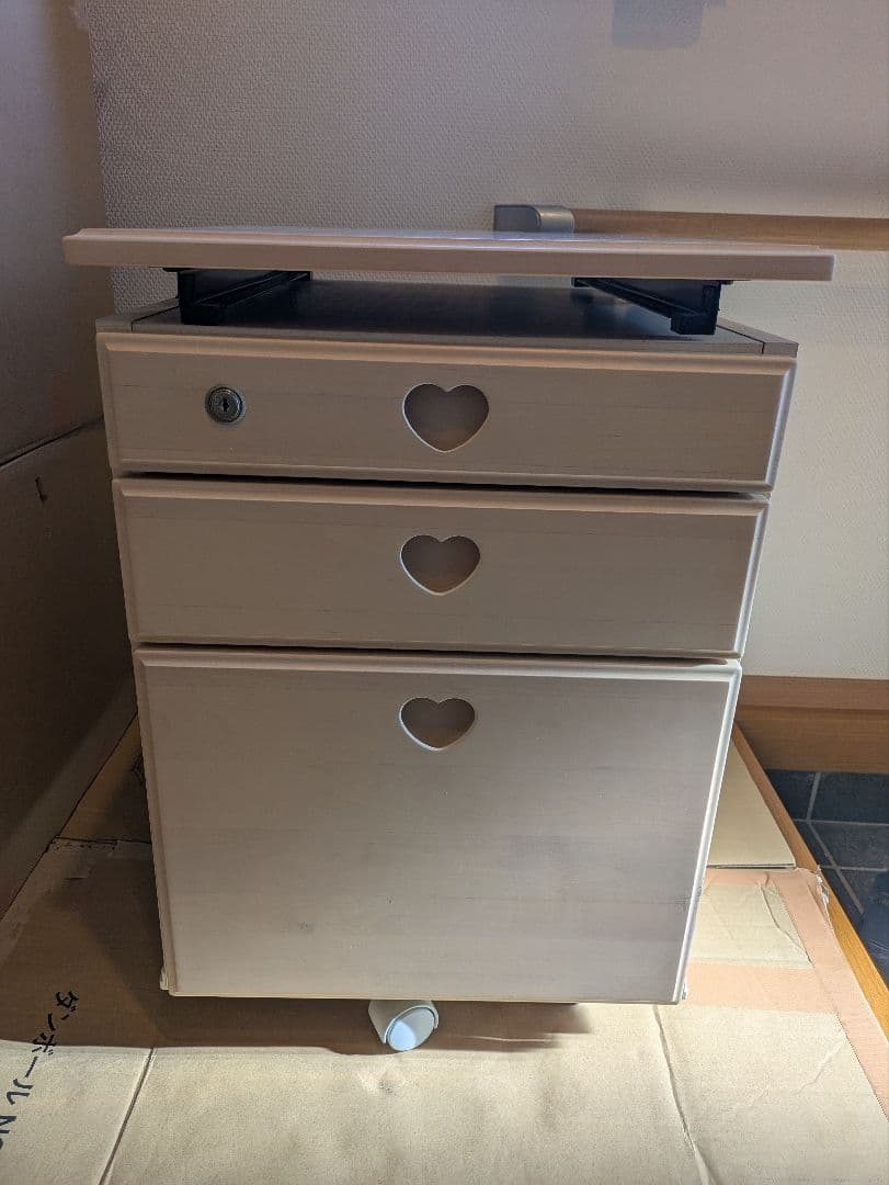 イトーキ学習机　４点セット