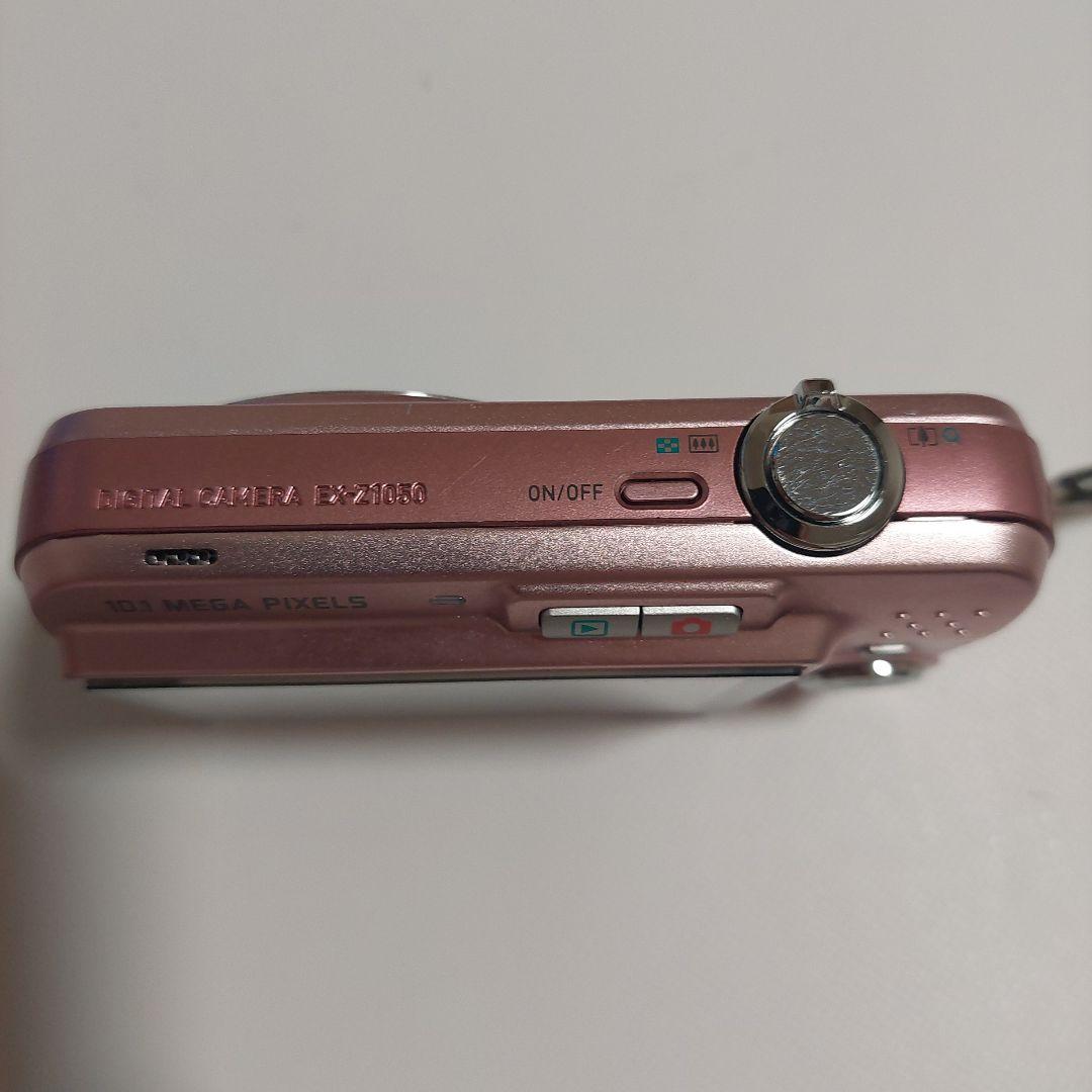 CASIO　EX-Z1050 デジカメ　稼働品