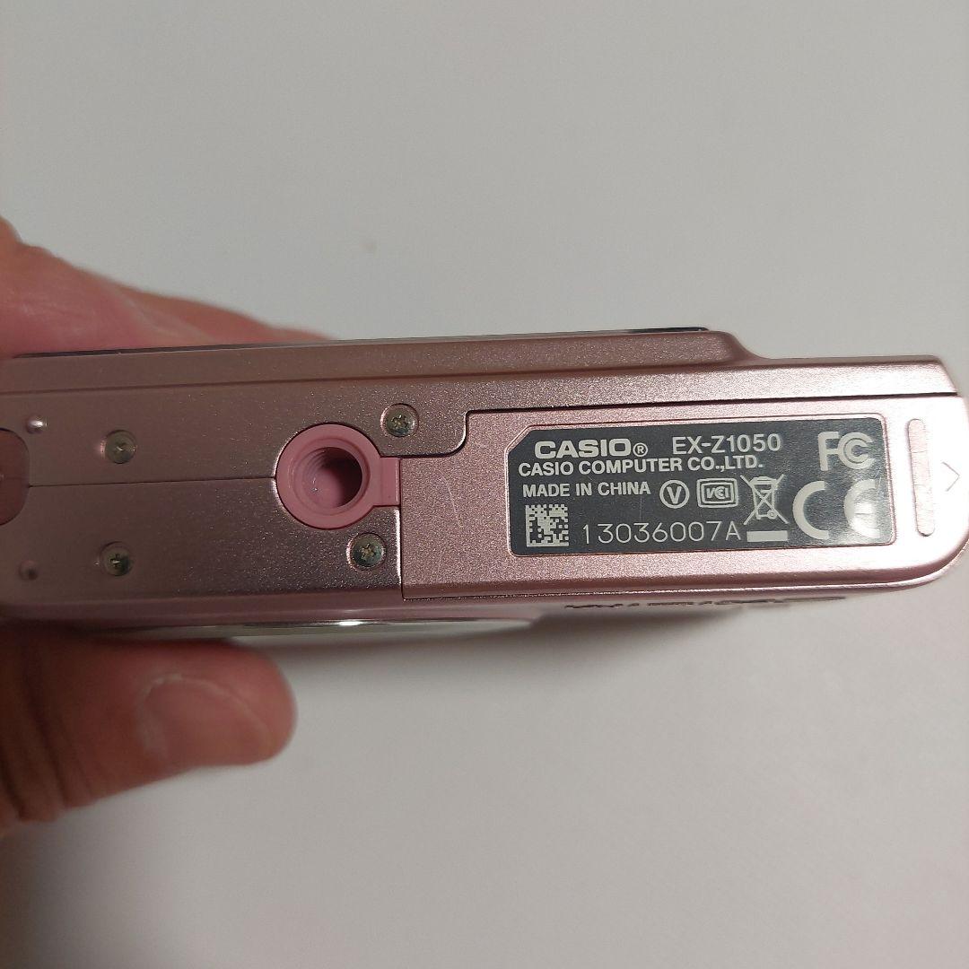 CASIO　EX-Z1050 デジカメ　稼働品