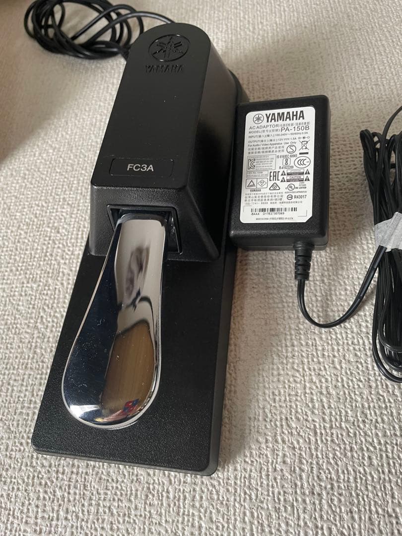 電子ピアノ　YAMAHA P-115