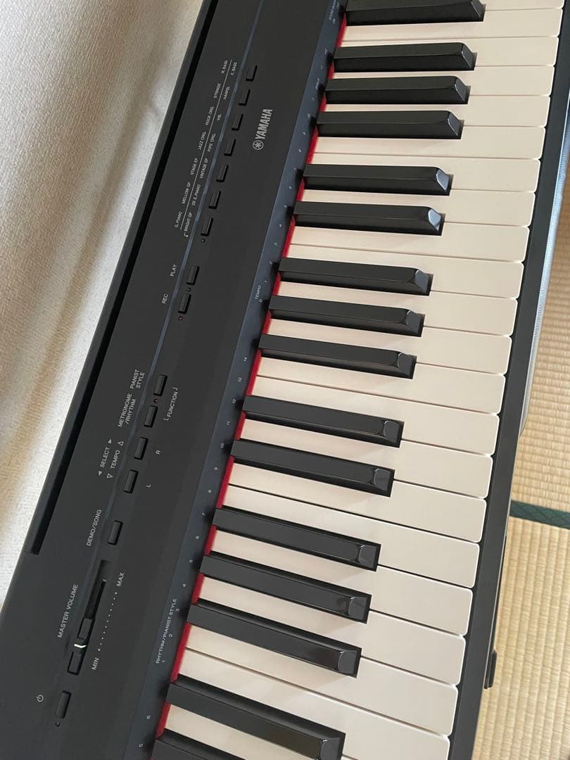 電子ピアノ　YAMAHA P-115