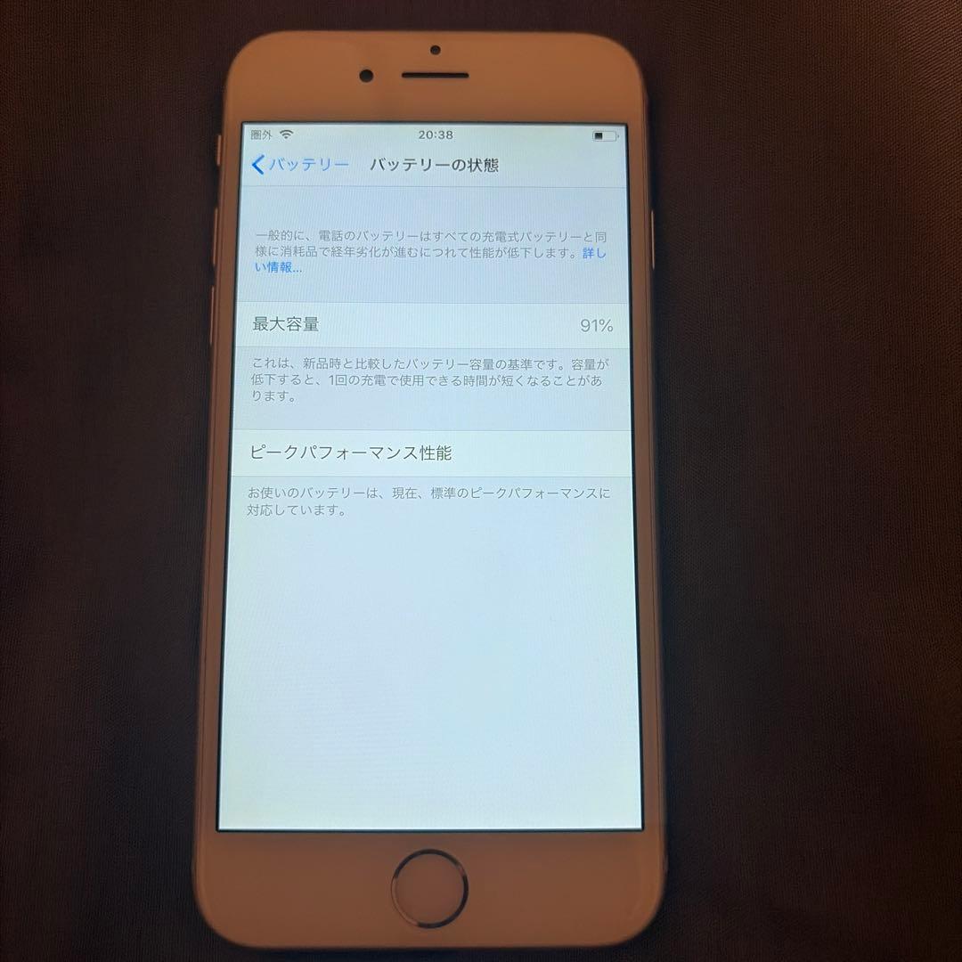 極美品　Apple iPhone 6 64GBシルバー 本体　1-28
