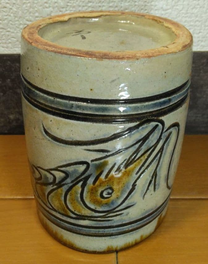 上作 人間国宝 金城次郎 海老筒碗(エビ2匹) 栞 共箱 美品 壷屋焼 筒茶碗