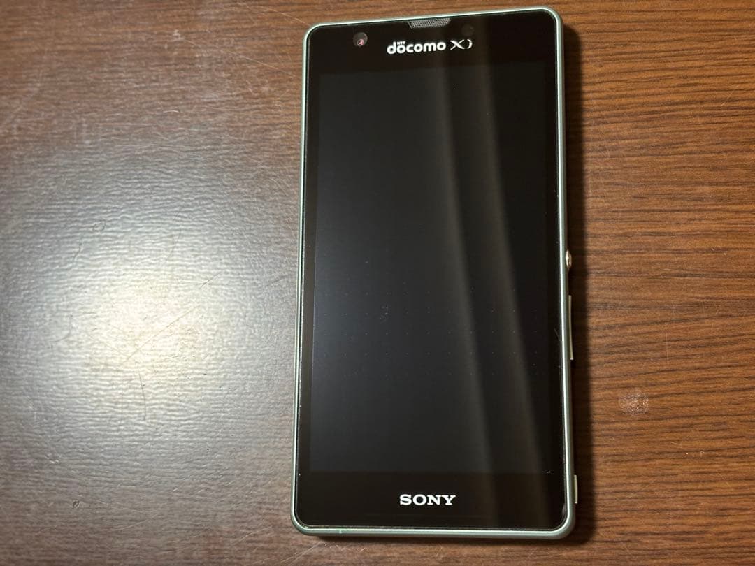 SONY Xperia 初音ミク SO-04E 動作確認済 やや傷汚れあり