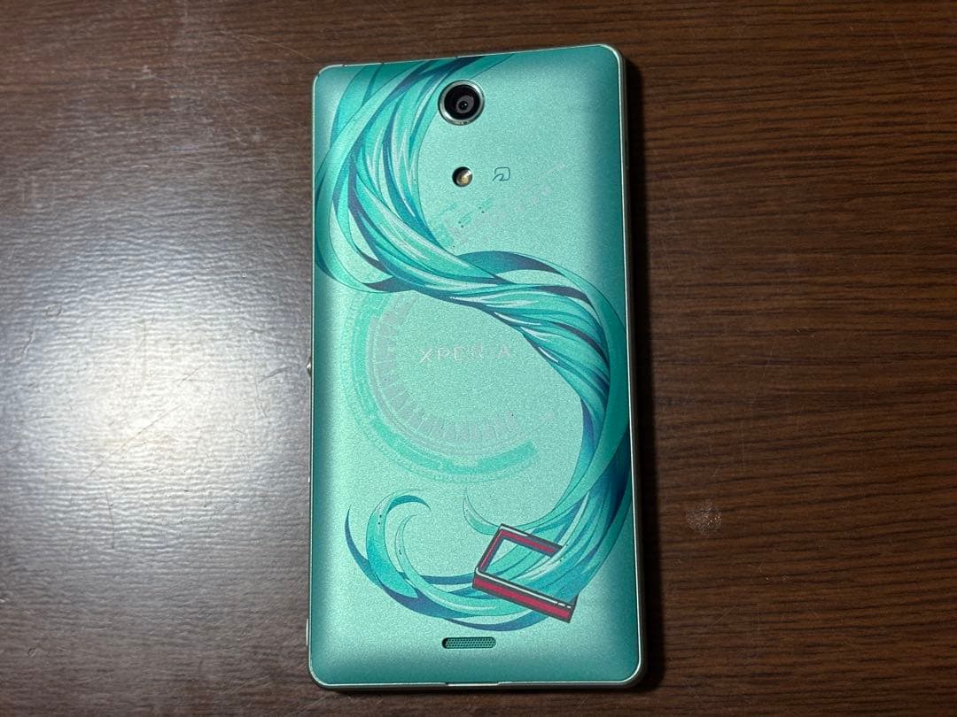 SONY Xperia 初音ミク SO-04E 動作確認済 やや傷汚れあり