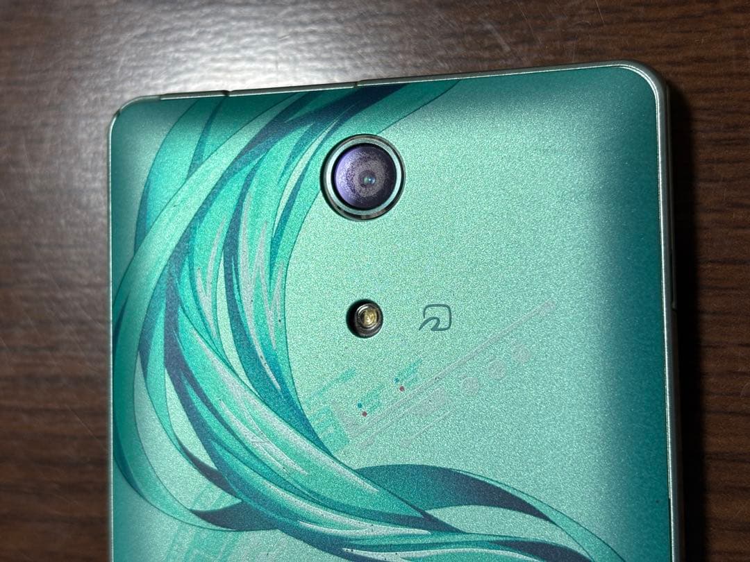SONY Xperia 初音ミク SO-04E 動作確認済 やや傷汚れあり