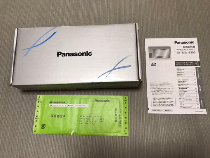 デジタルフォトフレーム　Panasonic MW-S300-K
