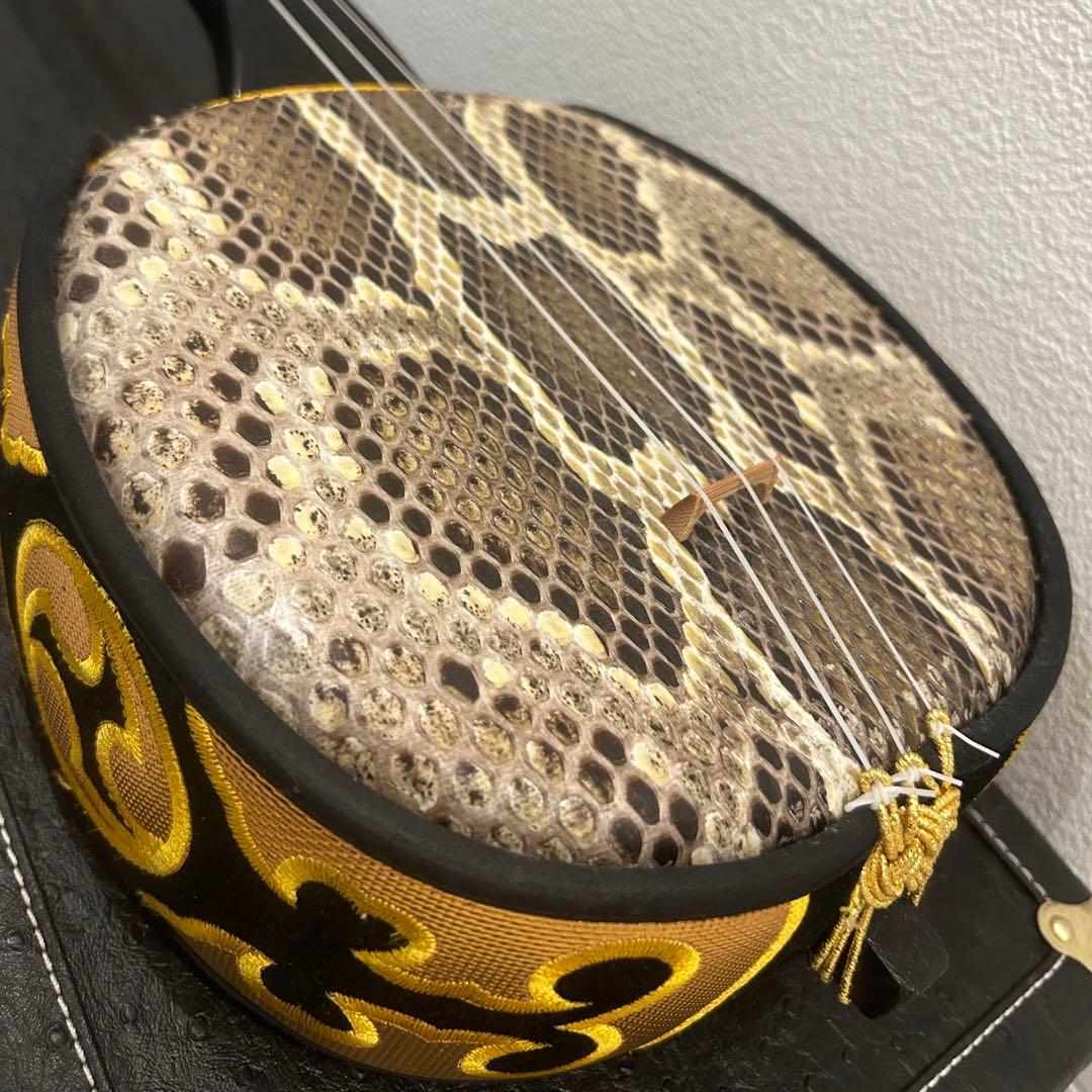 【美品】沖縄 三線 本蛇革 強化張り ハードケース 爪
