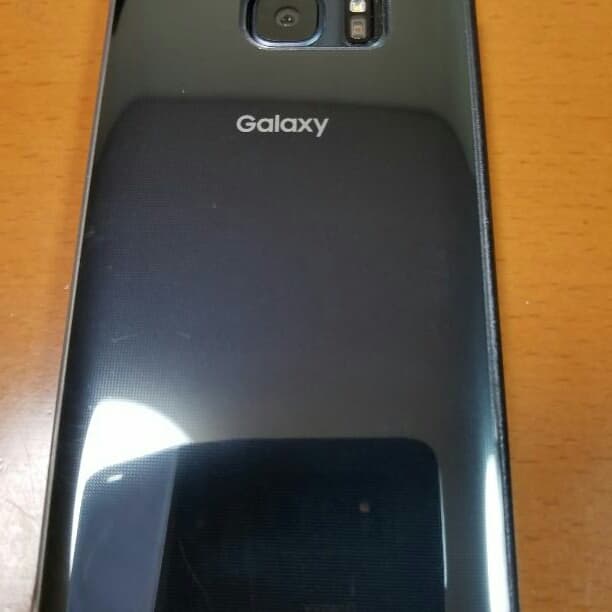 Galaxy S7 edge（黒） 本体