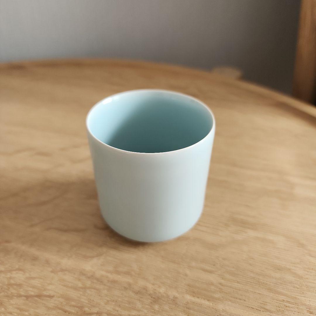 川瀬　忍　　青磁筒　　共箱