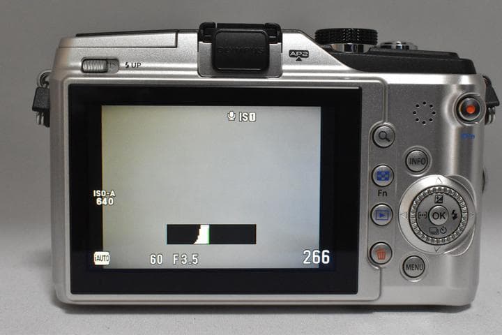 OLYMPUS PEN E-PL2 ゴールド レンズキット