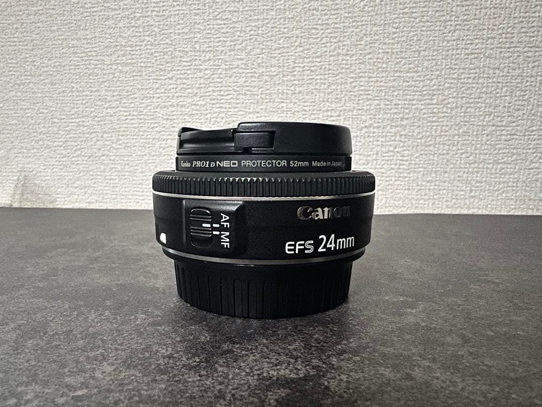 CANON EOE Kiss7 ボディ　単焦点レンズEF-S
