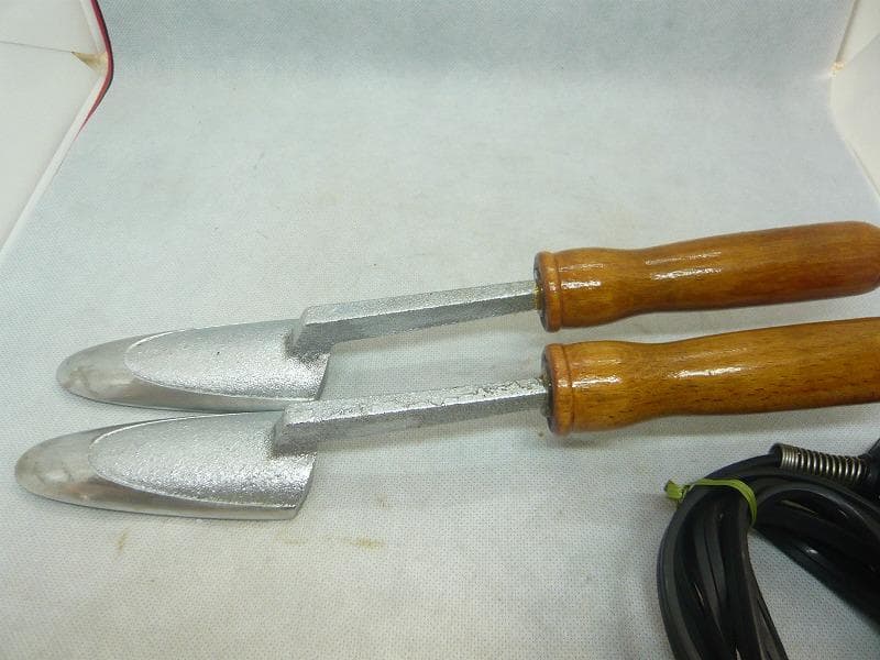 美品　ハタミシン和裁電化鏝　和裁こて 　 和裁コテ　　鏝２本付