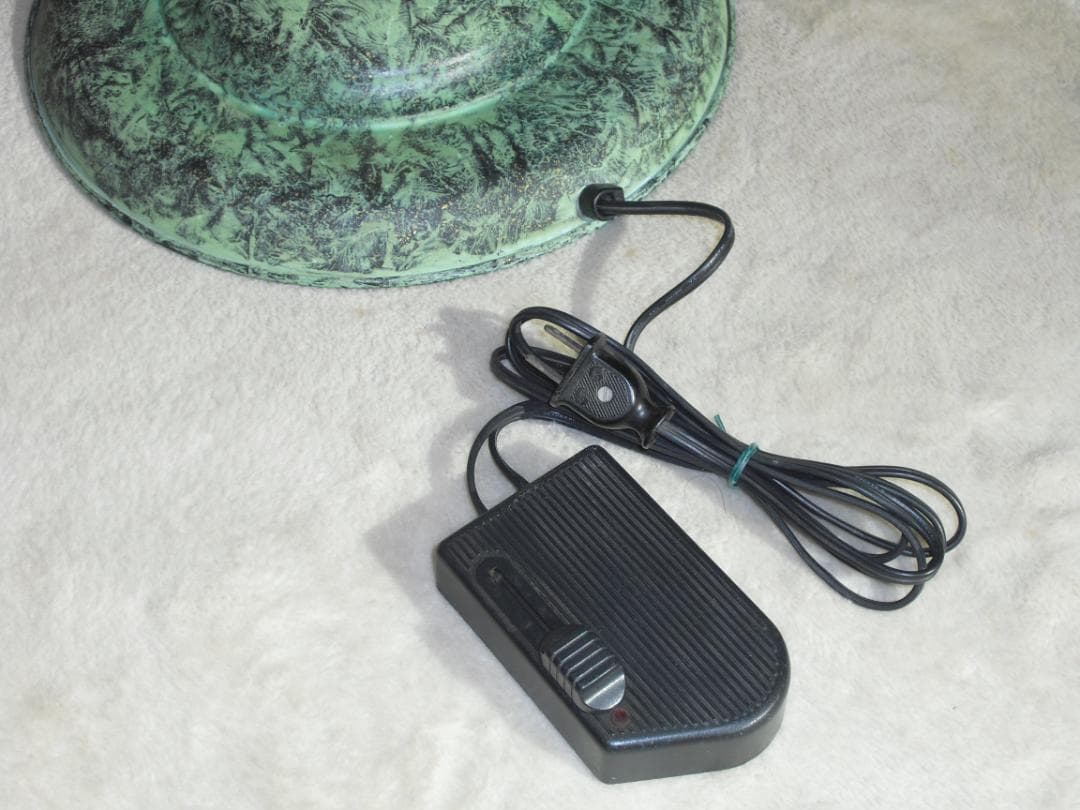 VRELCO／イタリア☆豪華フロアスタンドライト☆調光スイッチ 青銅風純金メッキ