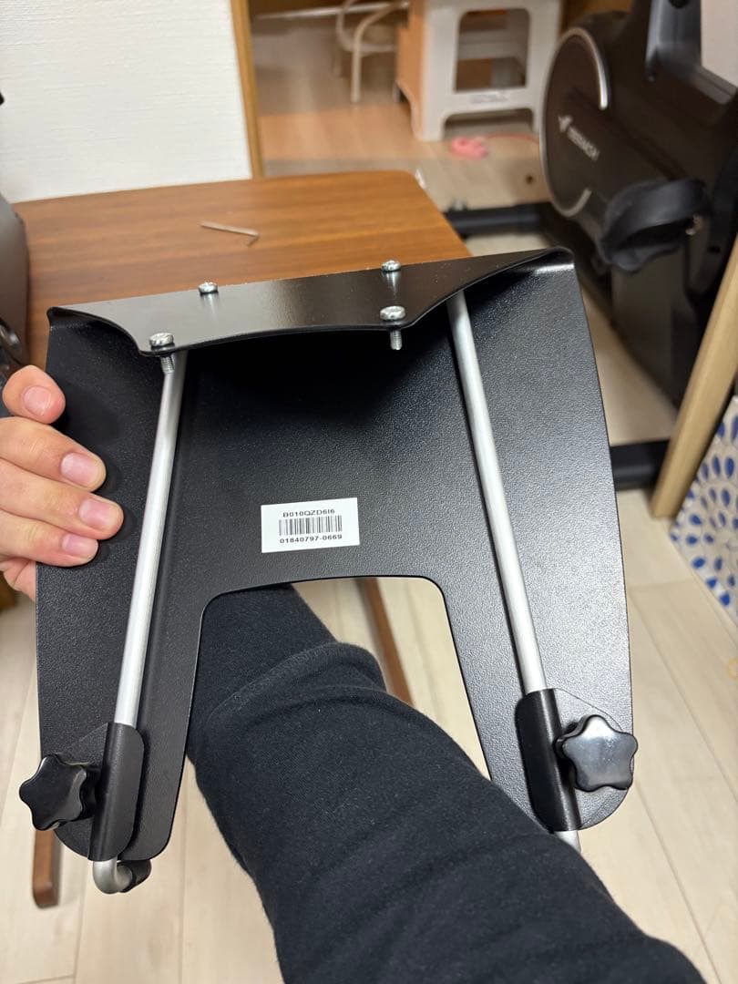 Amazonベーシック モニターアーム ノートパソコンスタンド付