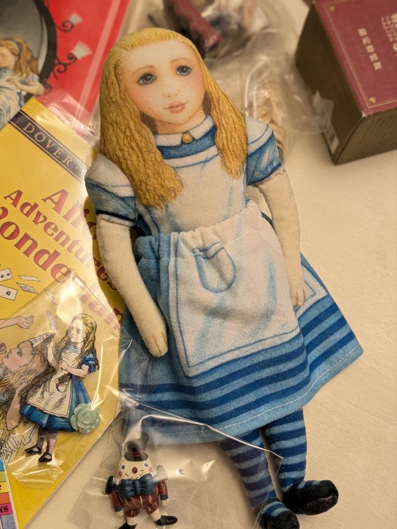 SF・ファンタジー・ホラー Alice in wonderland