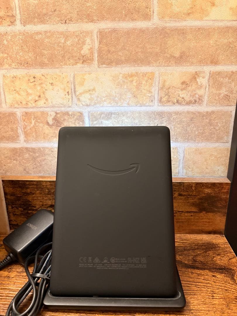 Kindle 本体 充電器・専用カバー付き