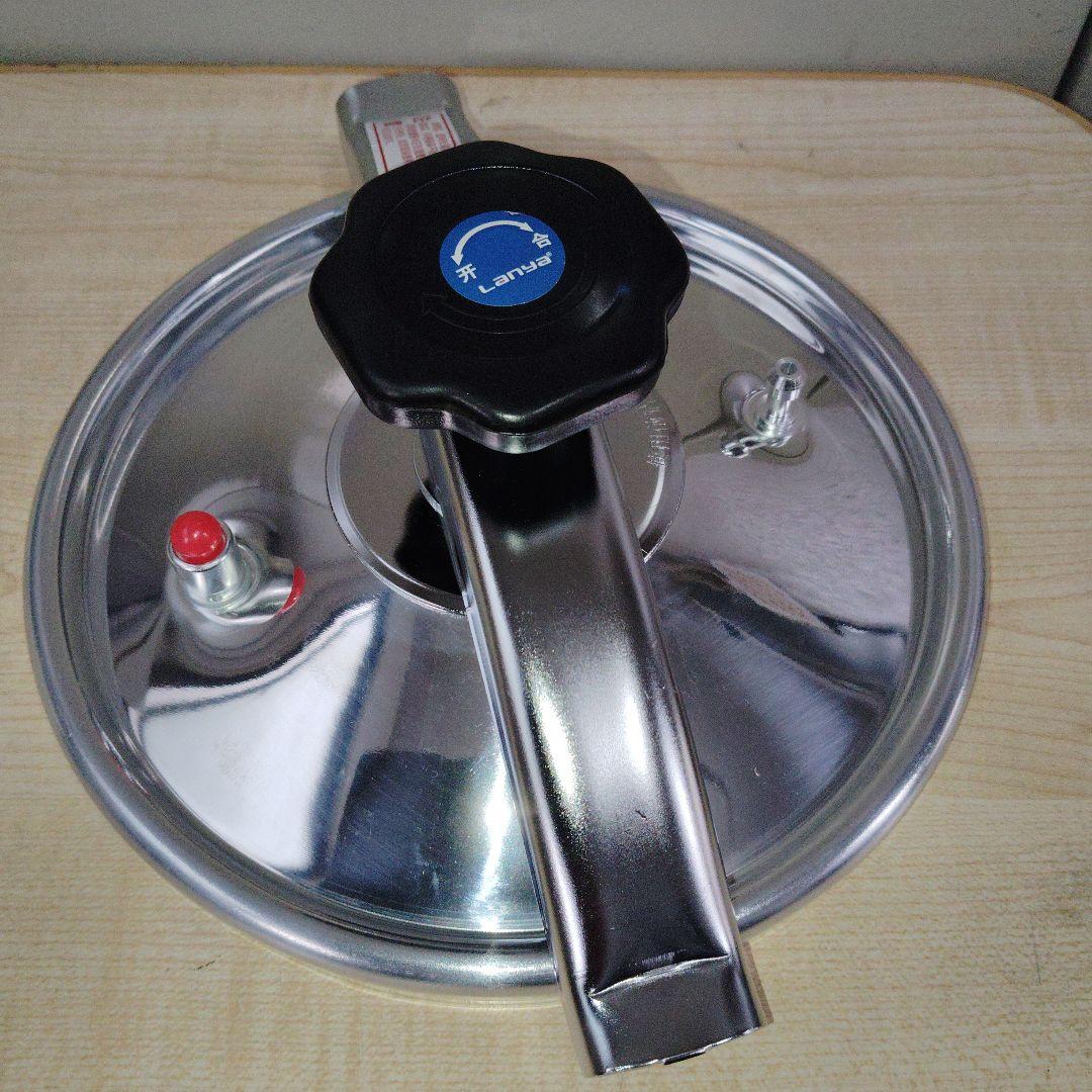 値下げ　大型圧力鍋 (9 L)