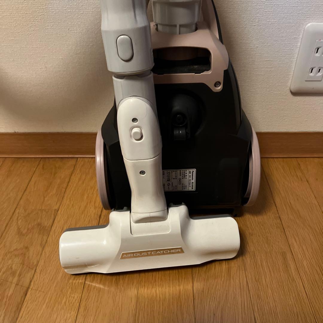 2018年製Panasonic 紙パック式掃除機 MC-PK19A-P