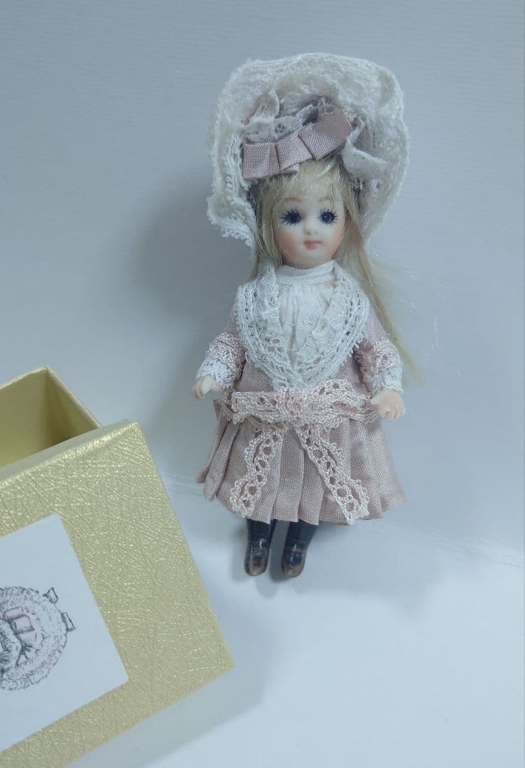 ちびくま工房　オデットちゃん9センチのドールbox